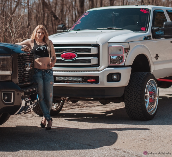 Emiley Bishop for ShockerRacing Girls_6