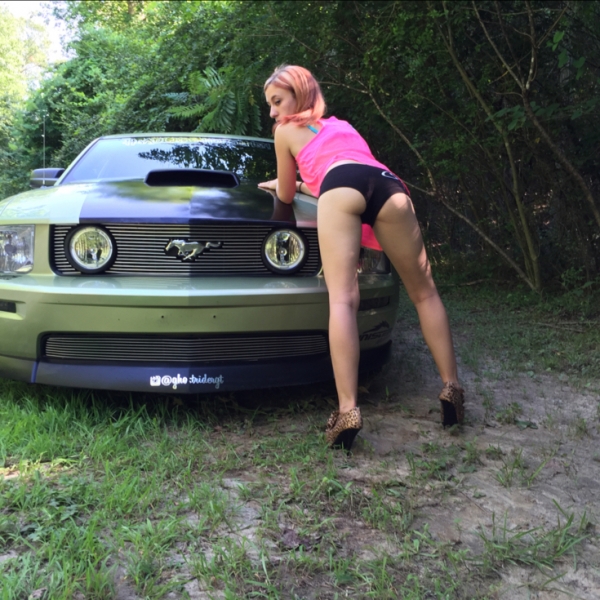 More pics from a June 2015 Shoot with Karli Perry_9