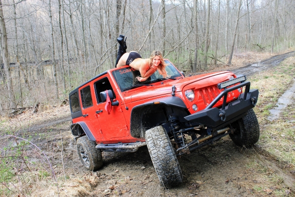 Nicole Lynn aka Mopar Model_2